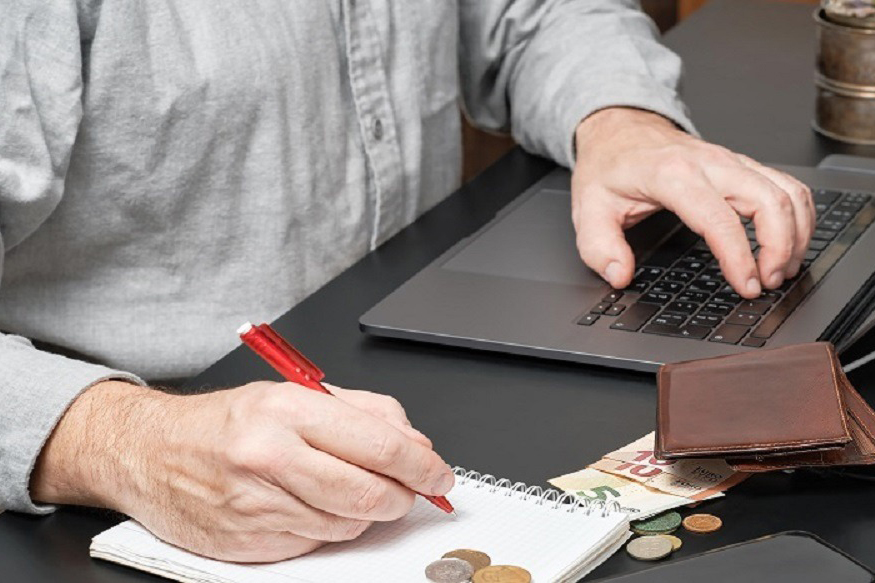 مدیریت دعاوی و پیگیری در مراجع کار و مالیاتی